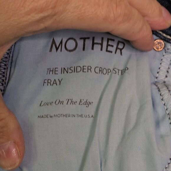Mother The Insider Crop Step Fray Jeans Size 27 Love On The Edge Denim Dark Wash - Picture 4 of 12